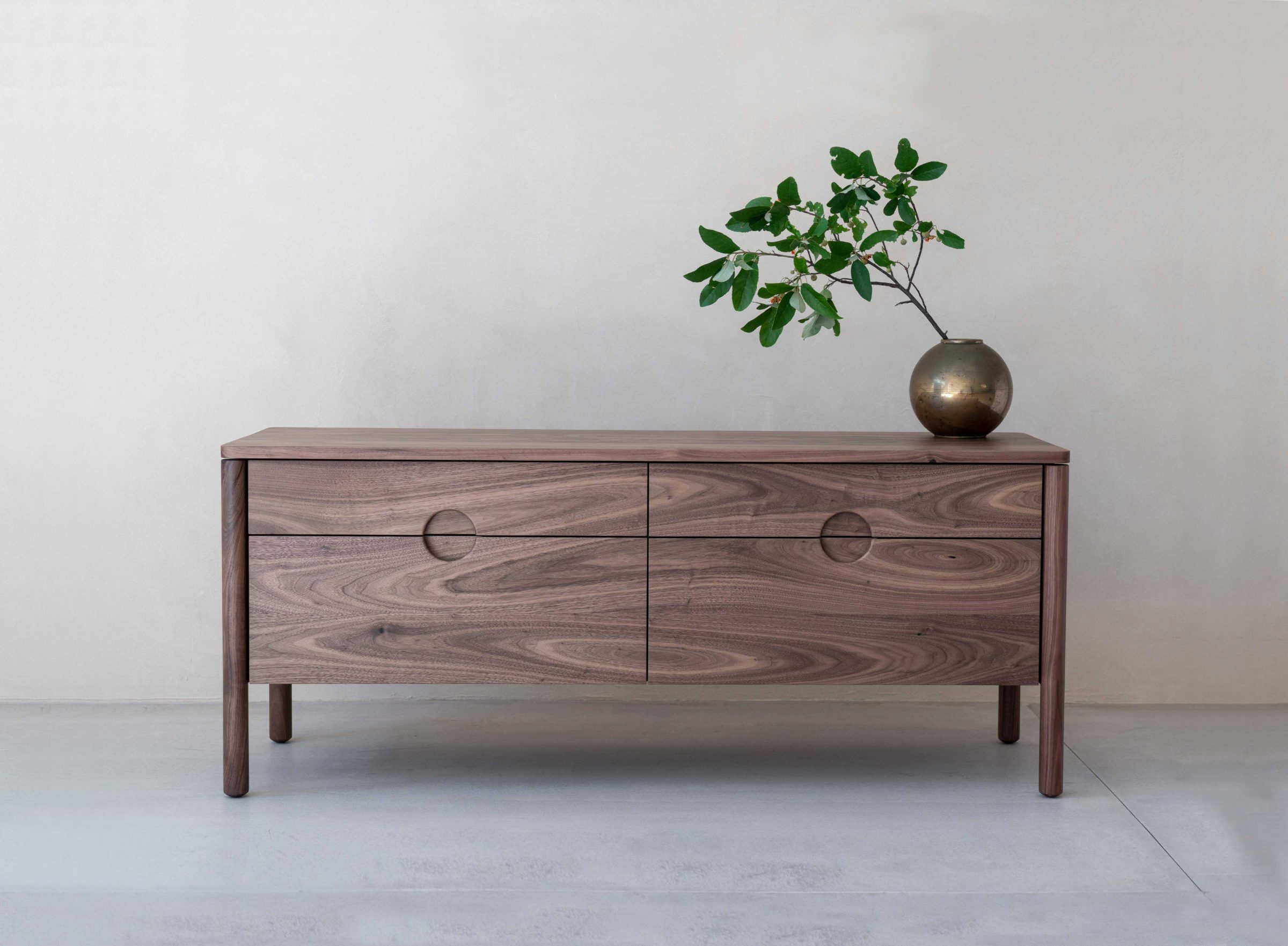 Franc Media Cabinet