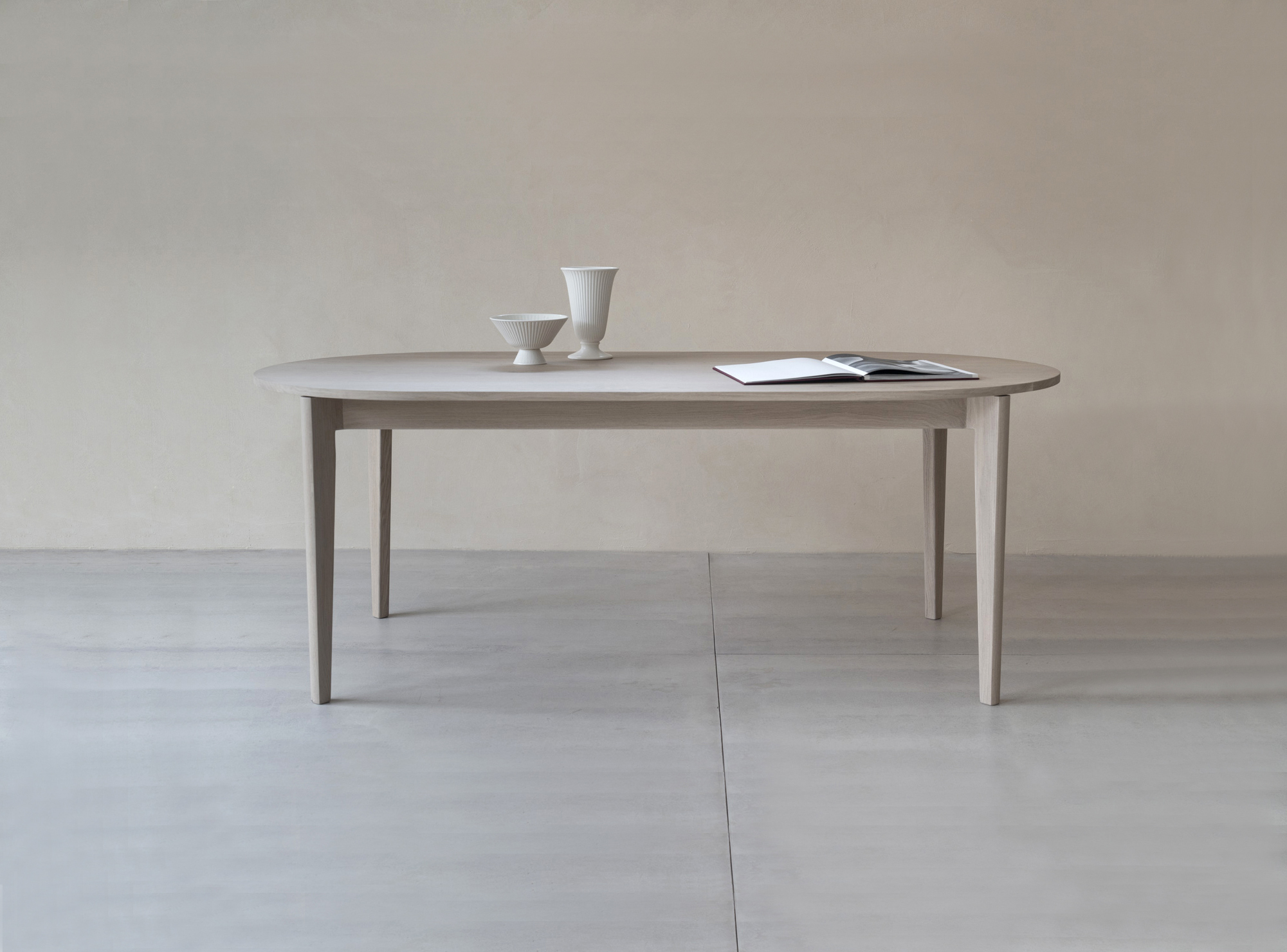 Ivor Oval Table